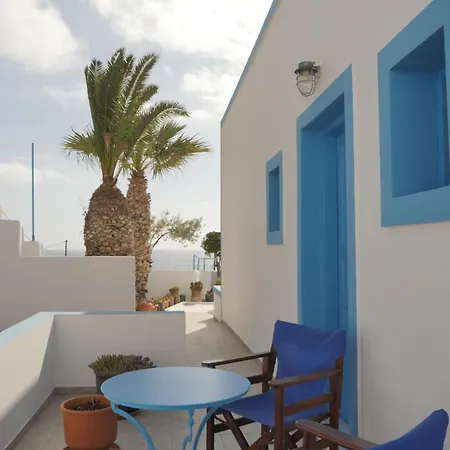 Ancient Thera Apartment *