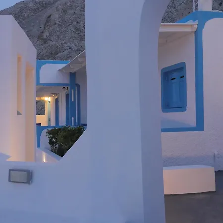 Ancient Thera Apartment Kamari (Santorini)
